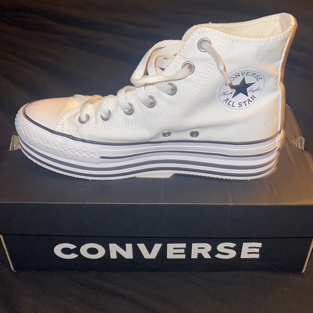 Converse Women’s 7.5